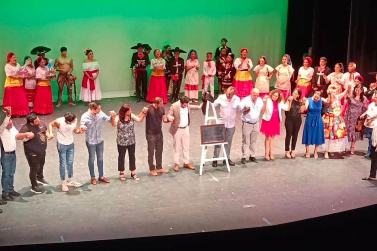 Ballet Folklórico Xochiquetzalli de Cuernavaca celebra XV años