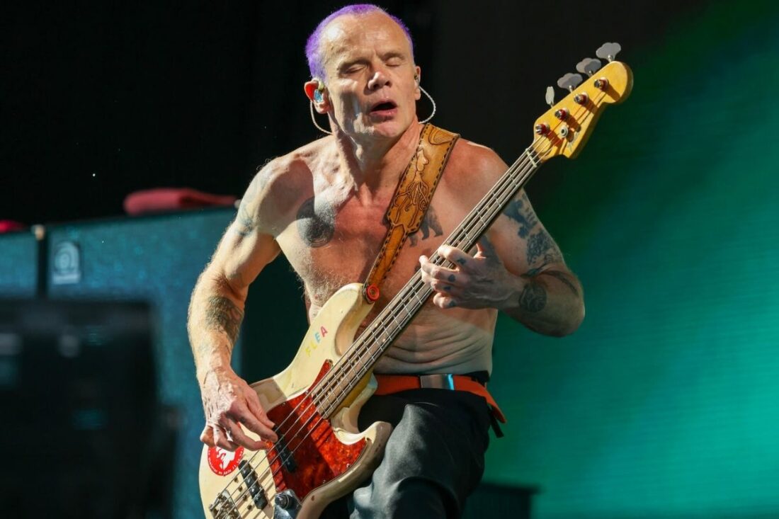 nace michael peter balzary flea universal sónica universal sónica